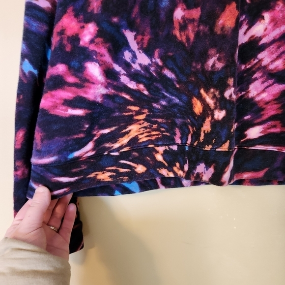 JUICY by Juicy Couture Semi cropped multi color sweatshirt Size XL - Picture 4 of 8